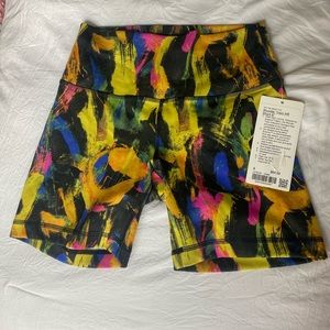 NWT Lululemon Wunder Train 6” Size 8 Biker Shorts Multi Colored
